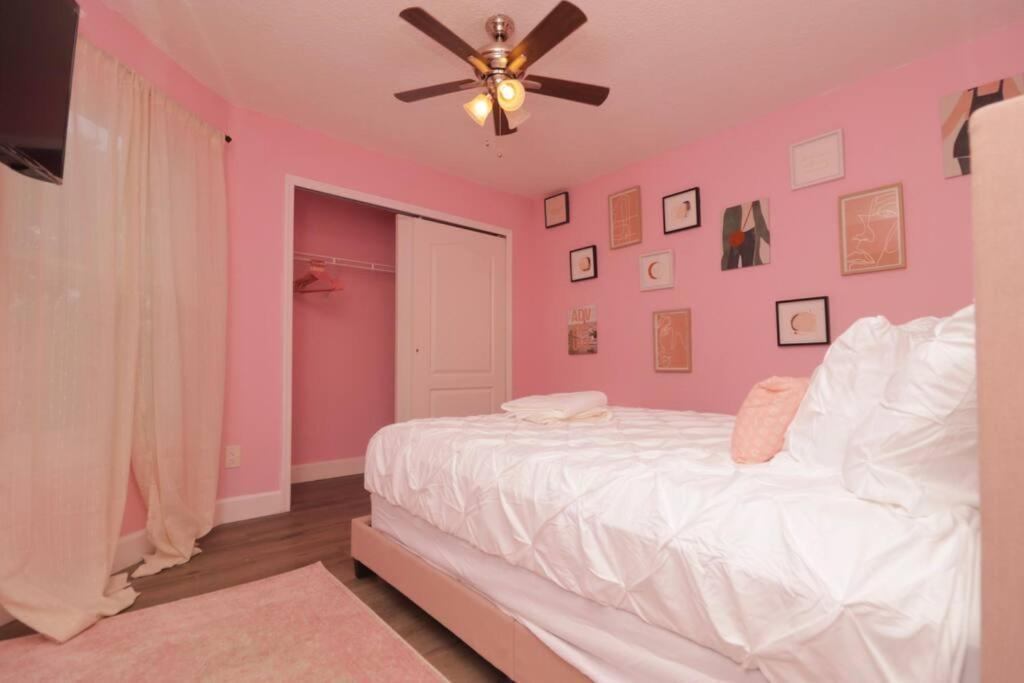 The Pink House Orlando Villa Exterior photo