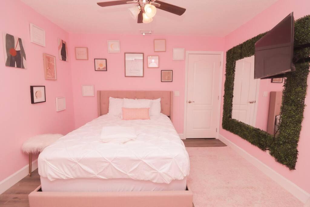 The Pink House Orlando Villa Exterior photo